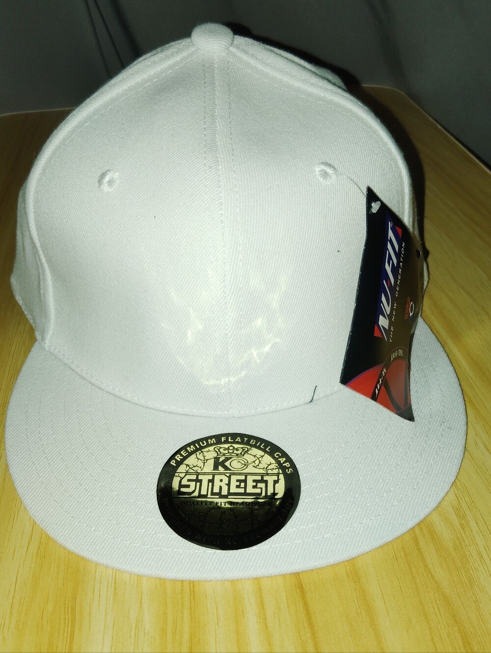 Nu-Fit White Flat Brim Stretch Fitted Cap L/XL NWT